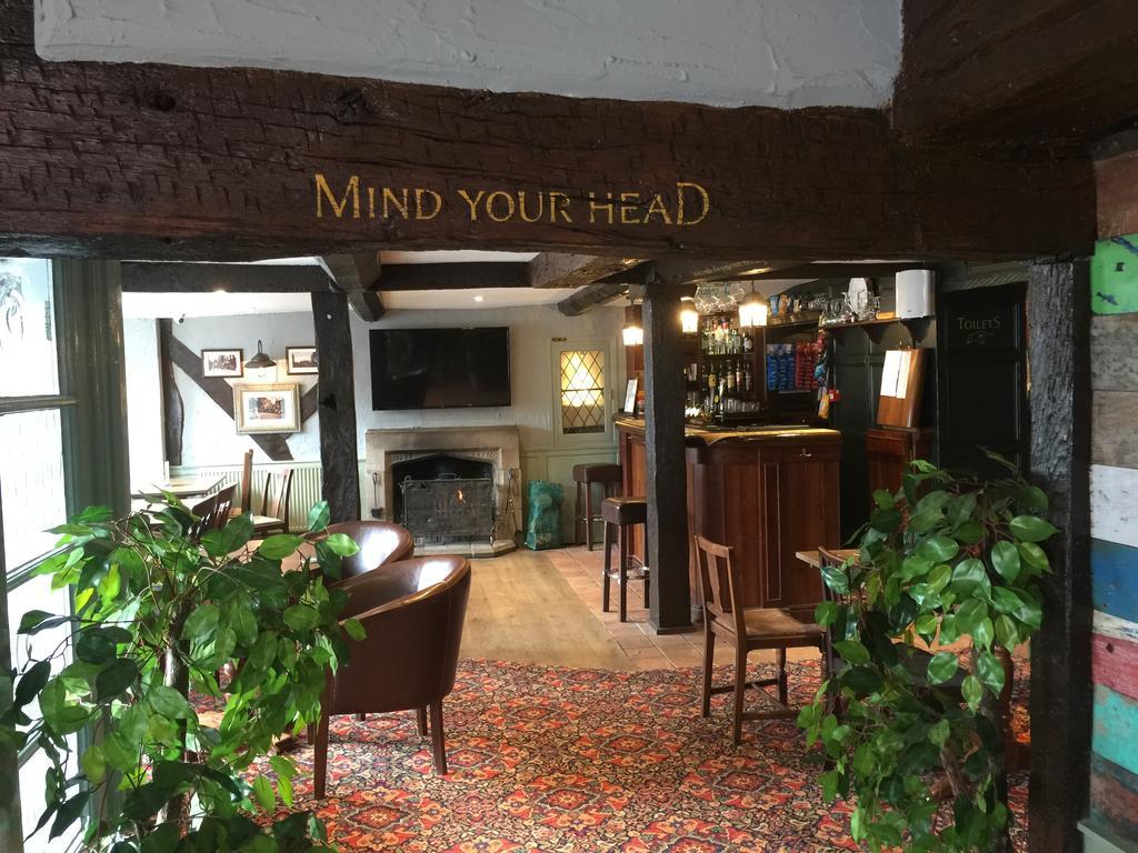 The Talbot Hotel Cleobury Mortimer Exterior foto