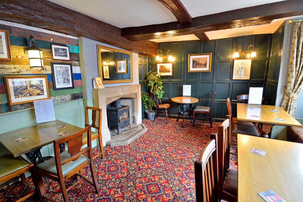 The Talbot Hotel Cleobury Mortimer Exterior foto